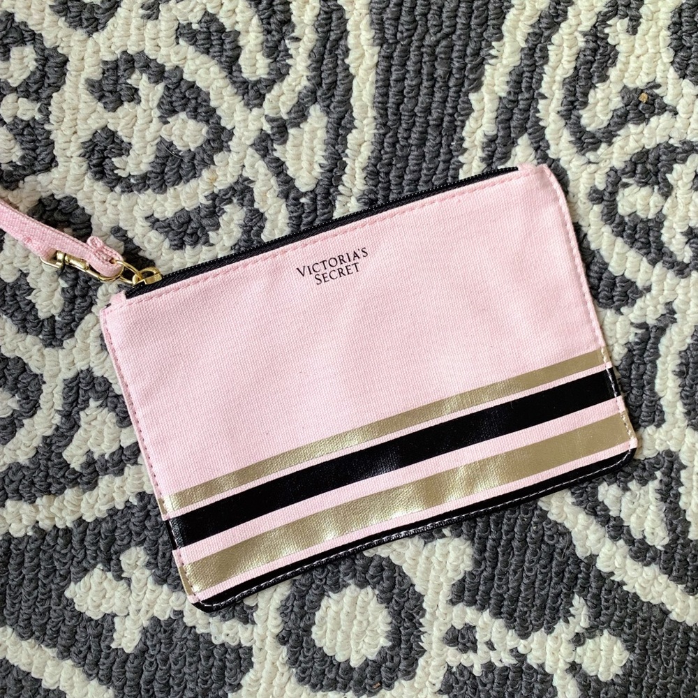 Victoria's Secret Pretty Pink Wristlet